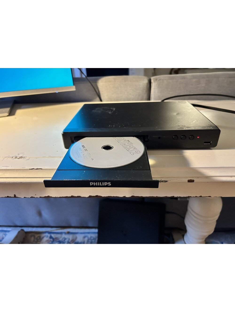 Philips Blu-ray DVD Player HDMI USB Tested Working No Remote Black